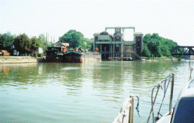 fontinette boatlift